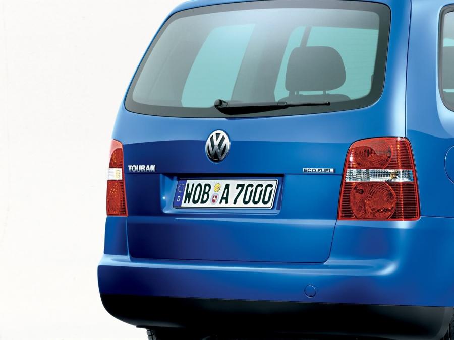  Volkswagen Touran 2.0 EcoFuel 2006 года  (фото 6 из 21)